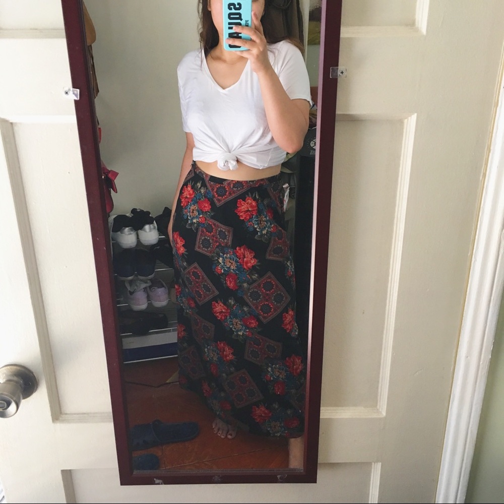 Kathie Lee Vintage Floral Maxi Skirt size 10